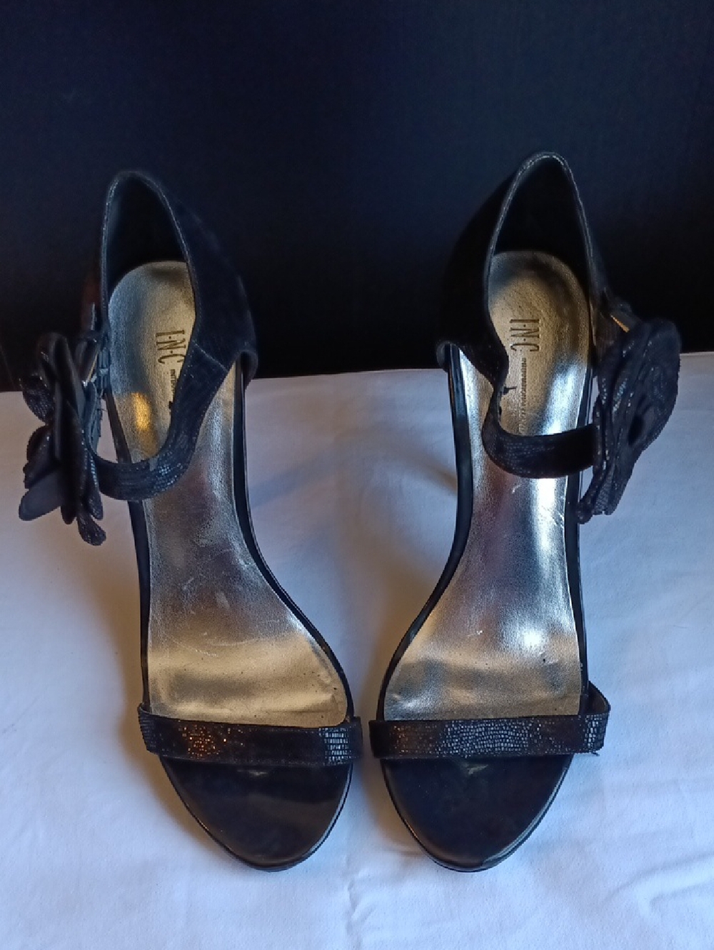 INC Black Open Toe Sandal Heels Floral Detail Ankle Strap Women’s 8.5